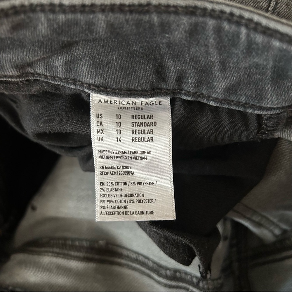 American eagle distressed gray jeans - Picture 5 of 7